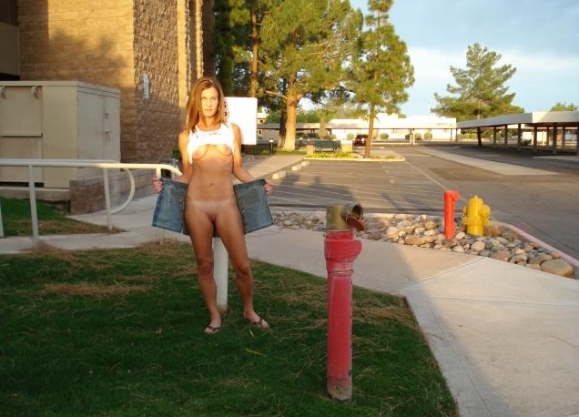Bild 33633 von Schambereich in Kategorie Public Nude