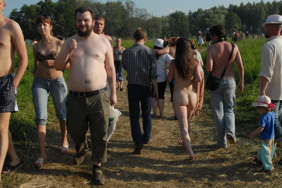 Bild 72958 von Schambereich in Kategorie Public Nude