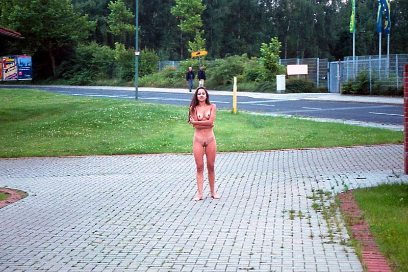 Bild 71551 von Schambereich in Kategorie Public Nude