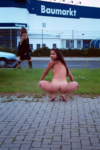 Bild 71548 von Schambereich in Kategorie Public Nude